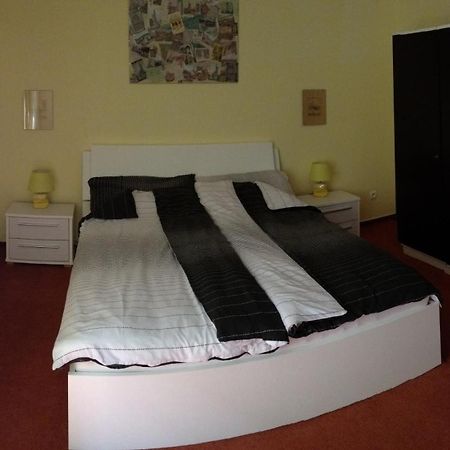 Apartments Vera Karlowe Wary Zewnętrze zdjęcie